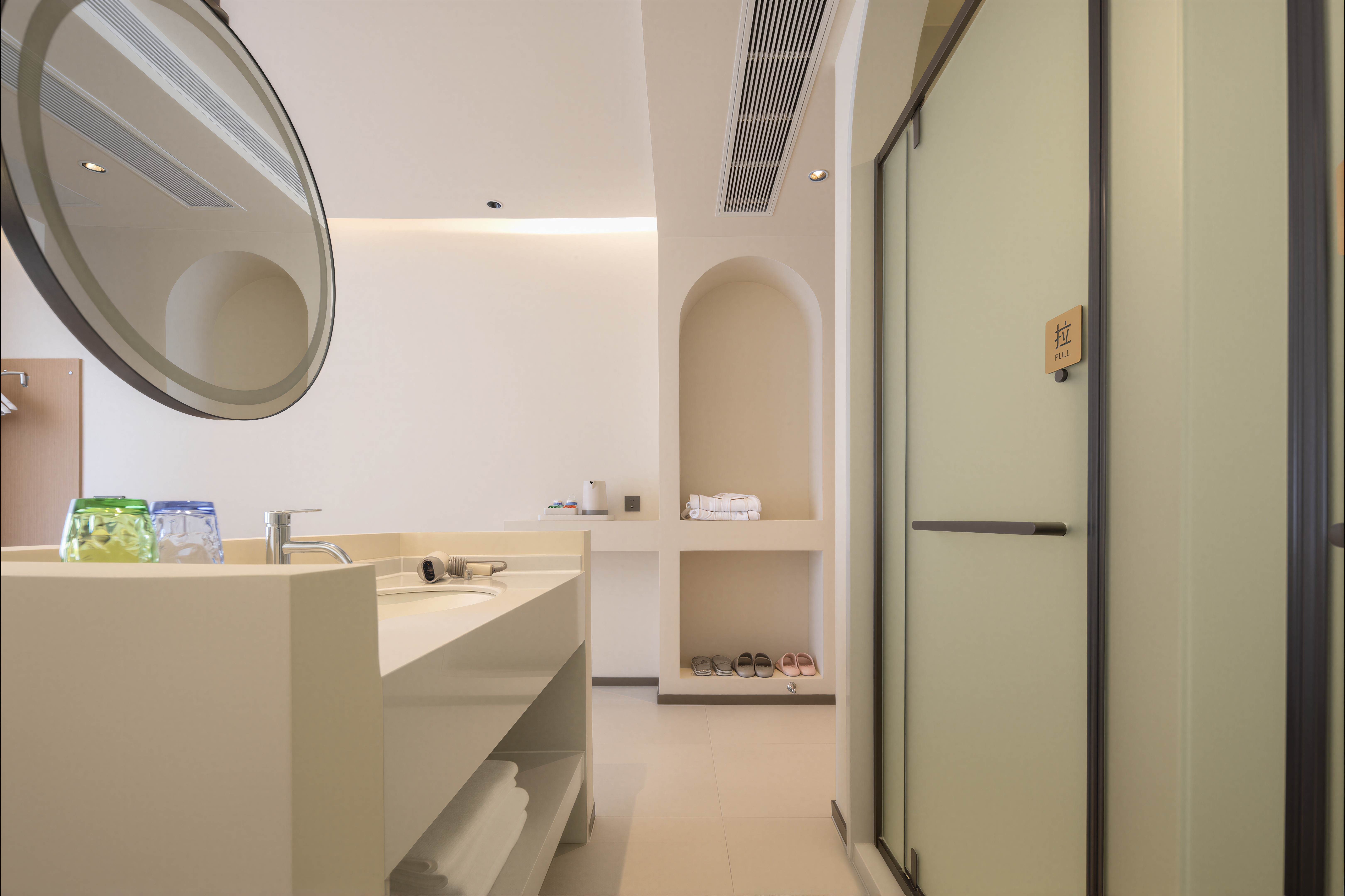 椰风临海丨逸享大床房[AI智控-巨幕投影-畅享影音]