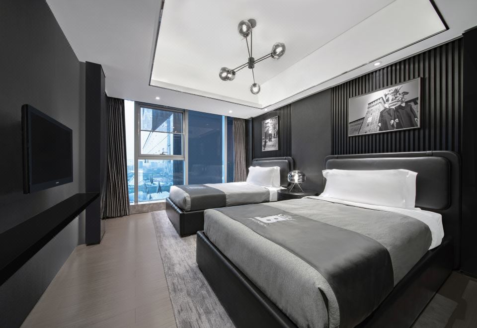 三房行政公寓套房