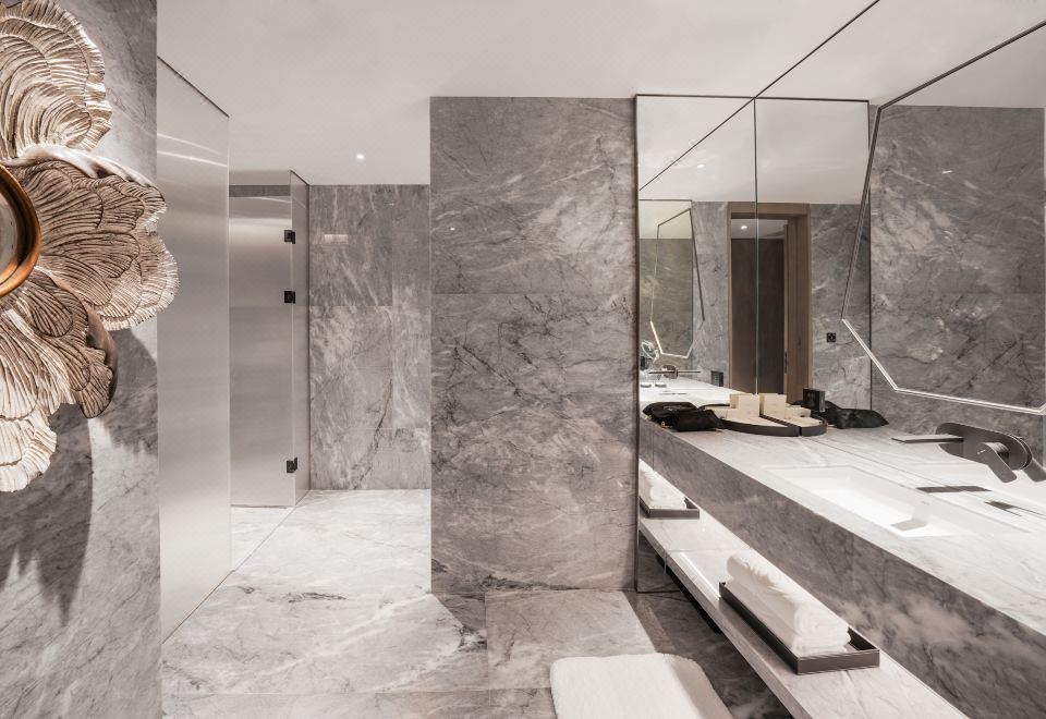 家庭三卧豪华行政套房