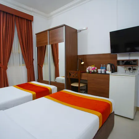 La Villa Hotel