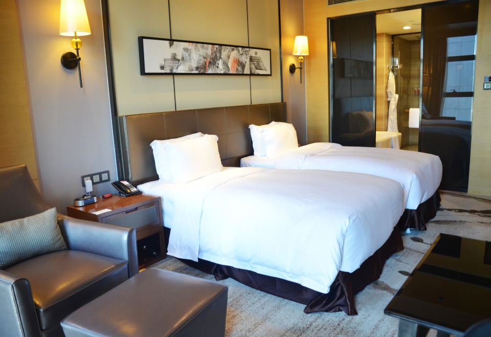 公寓樓湖景高級雙床房