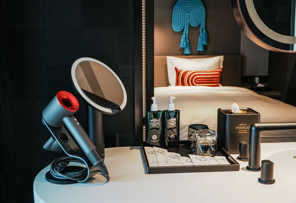 豪華精品房（2張雙人床+江景）