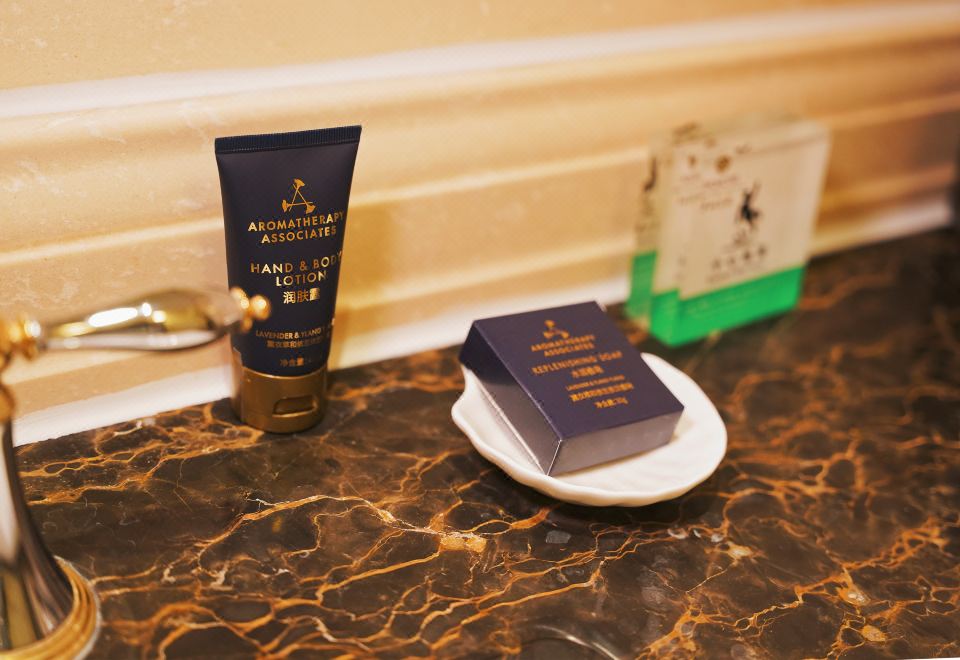 商務湖景雙床房