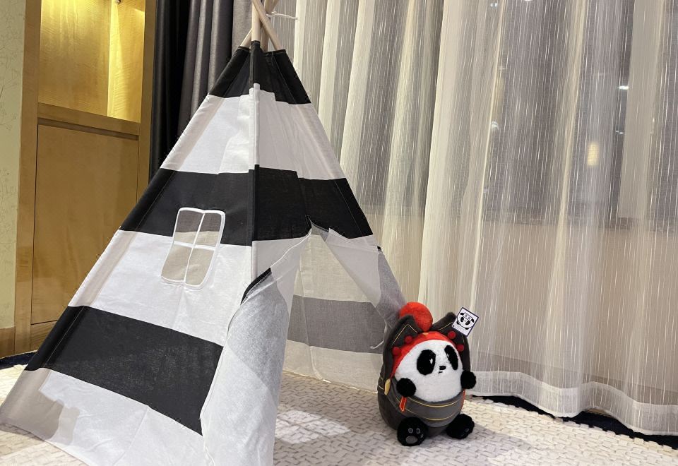Lia! Beijing HotelPanda Family Friendly Themed Room