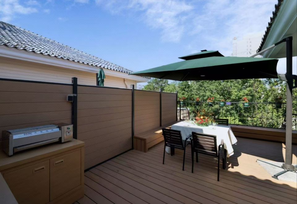 滨湖别墅两室一厅+露天烧烤场地+家庭影音