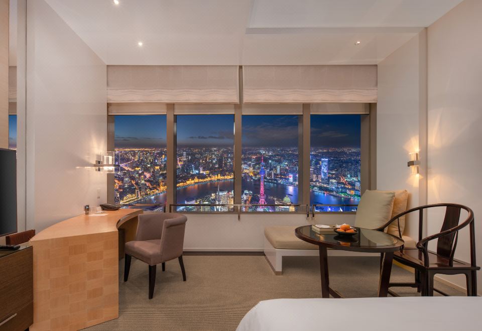 Park Hyatt Shanghai1 King Bed With Pearl Tower River View