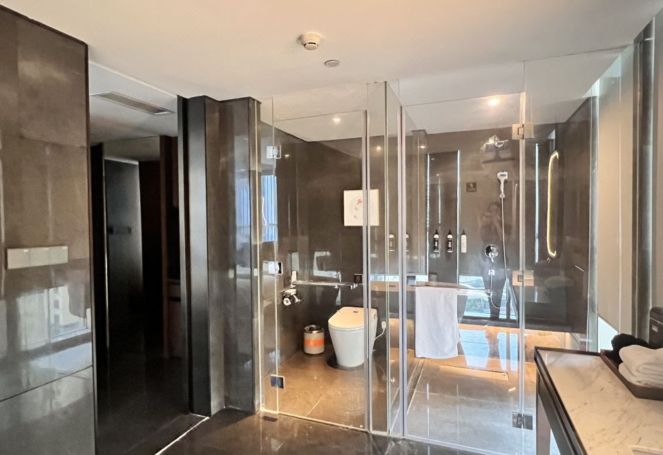 經典雙床房（金可兒床墊+迷你冰箱+智能馬桶）