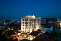 S 2 Modern Boutique Hotel