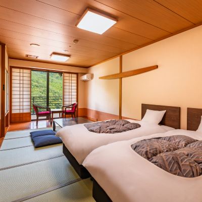 和室ベッドスタイル10畳 ベッド2台（バス付） 塩原温泉 八汐荘 クーポン