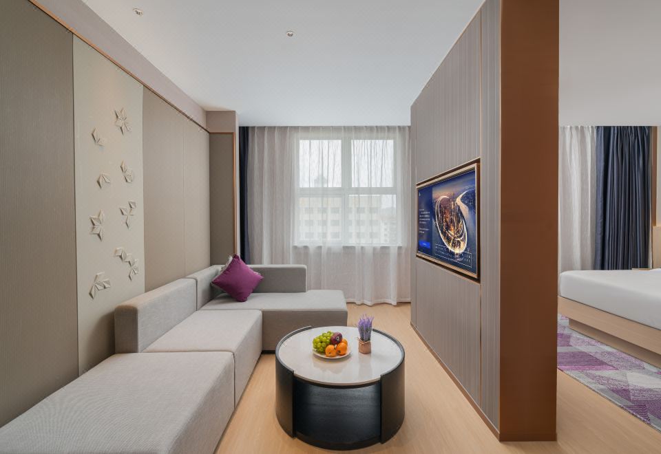 行政大床房（智能客控,电视投屏，慕思床垫）