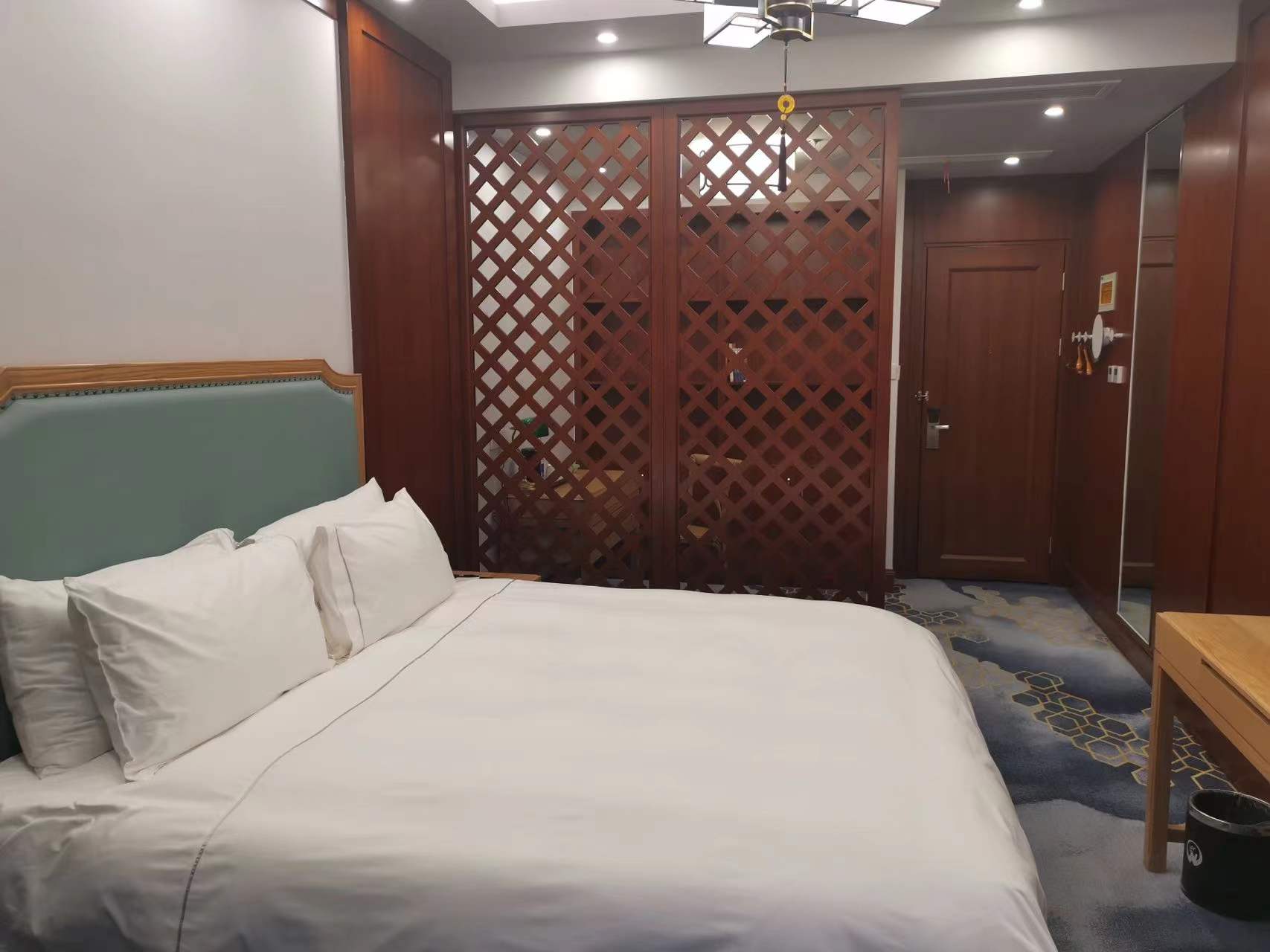 Grand Cozy Hotel (Yangzhou Dongguan Street)竹西居·庭院大床房