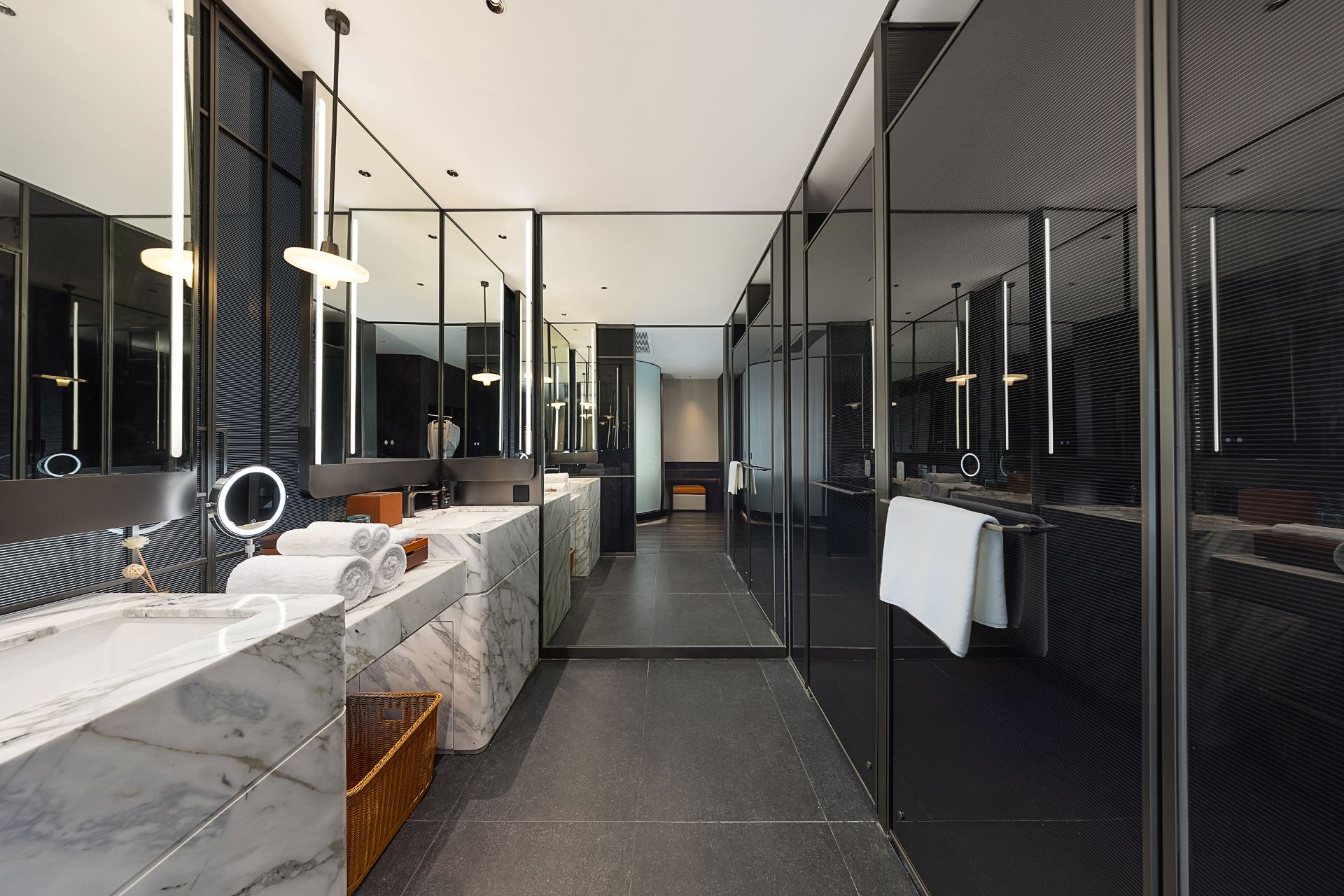 Guestroom - with View (Double Bed) (Bathtub)