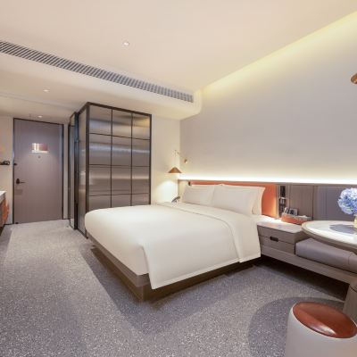 伊人·女王專屬大床房 （日式閨蜜趴+65寸高清電視+電動窗簾） 安渡飯店（蘇州觀前街七里山塘店）優惠