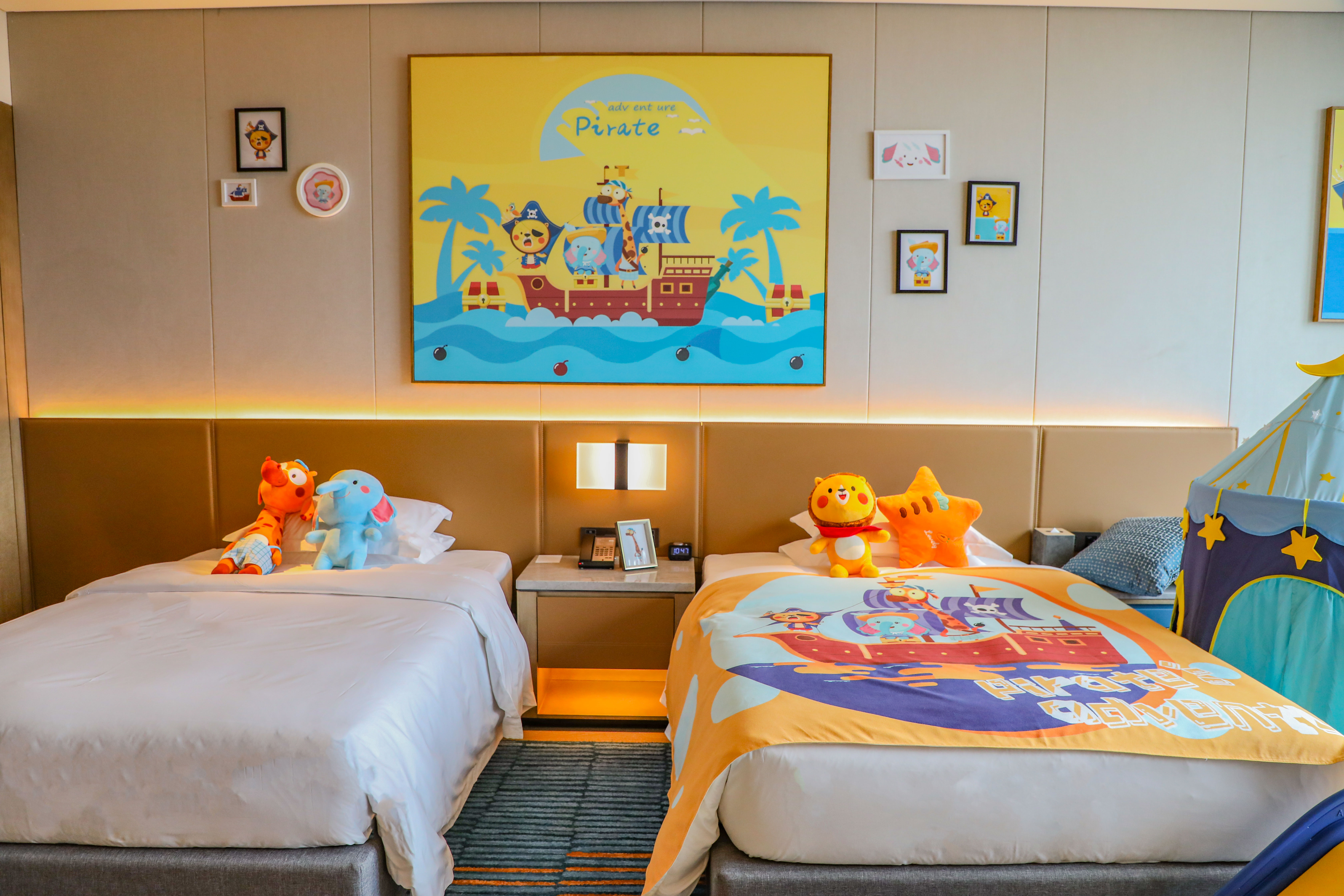 豌豆星球亲子主题双床房