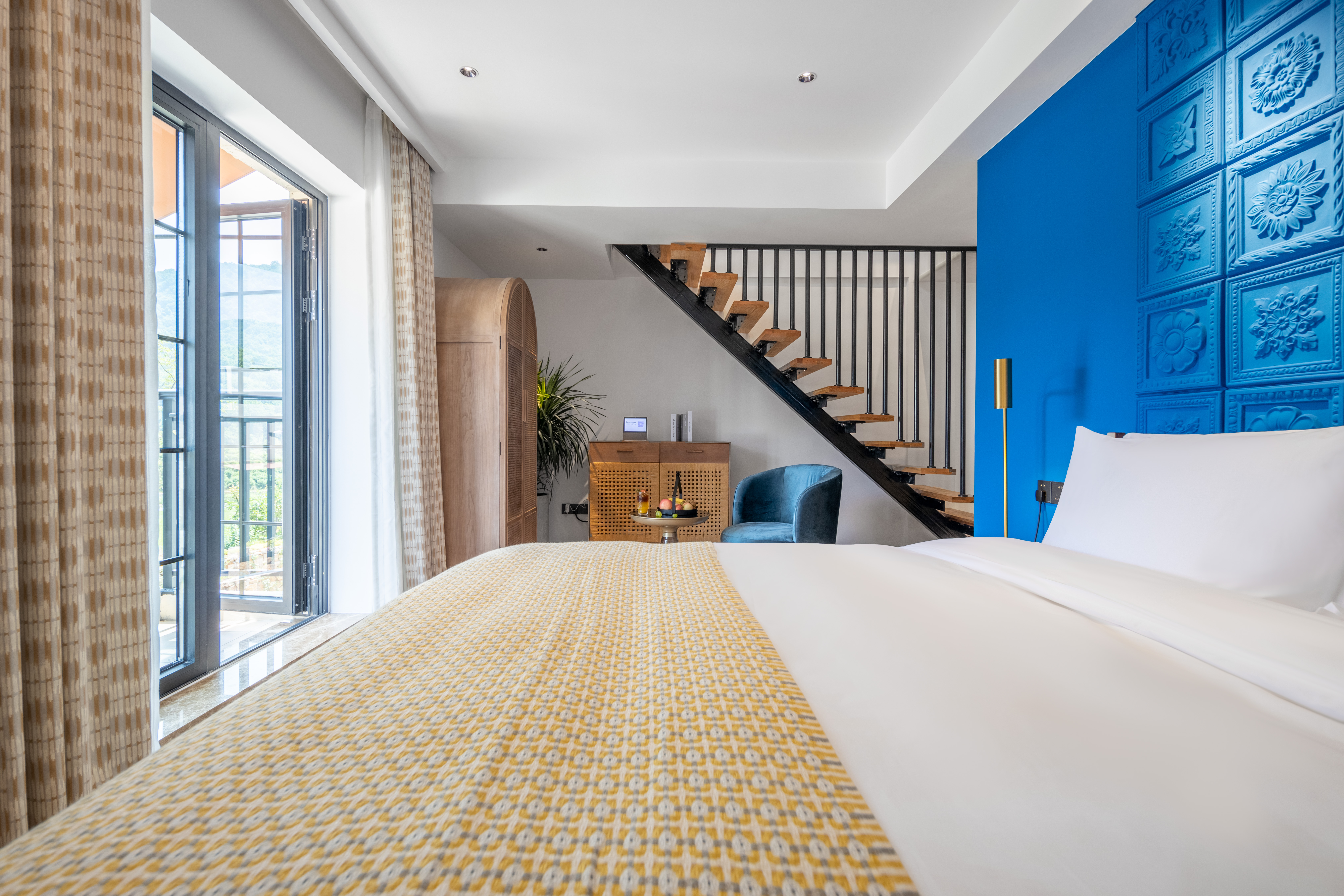 南院?6号楼?4房包栋