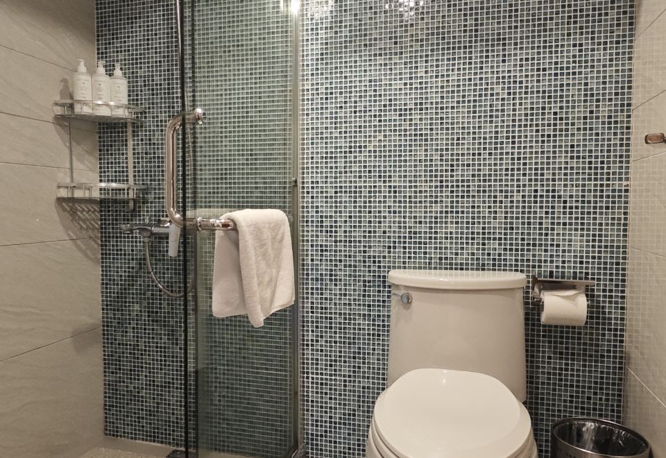 RV - River-View (Double bed)