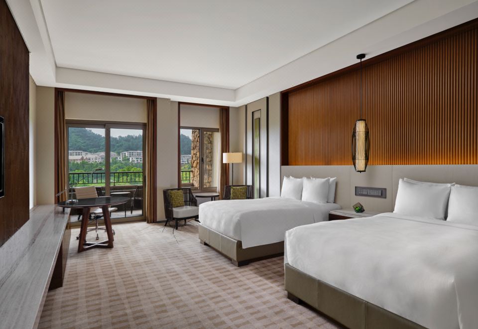 JW Marriott Hotel Zhejiang AnjiGolf Course Mountain View Balcony Twin Room