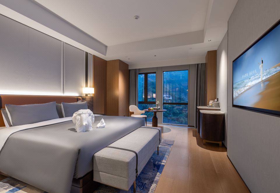 君享山景大床房