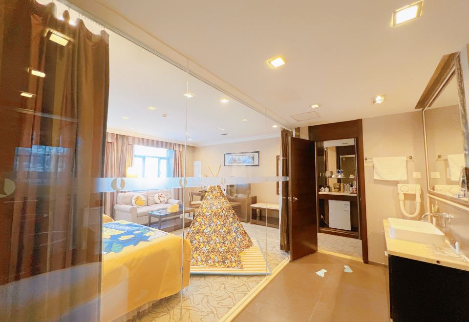 小黄鸭主题亲子房