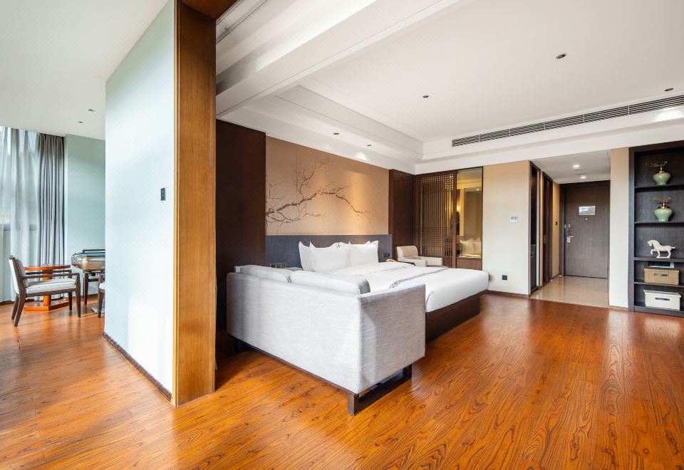 迎宾园豪华大床房