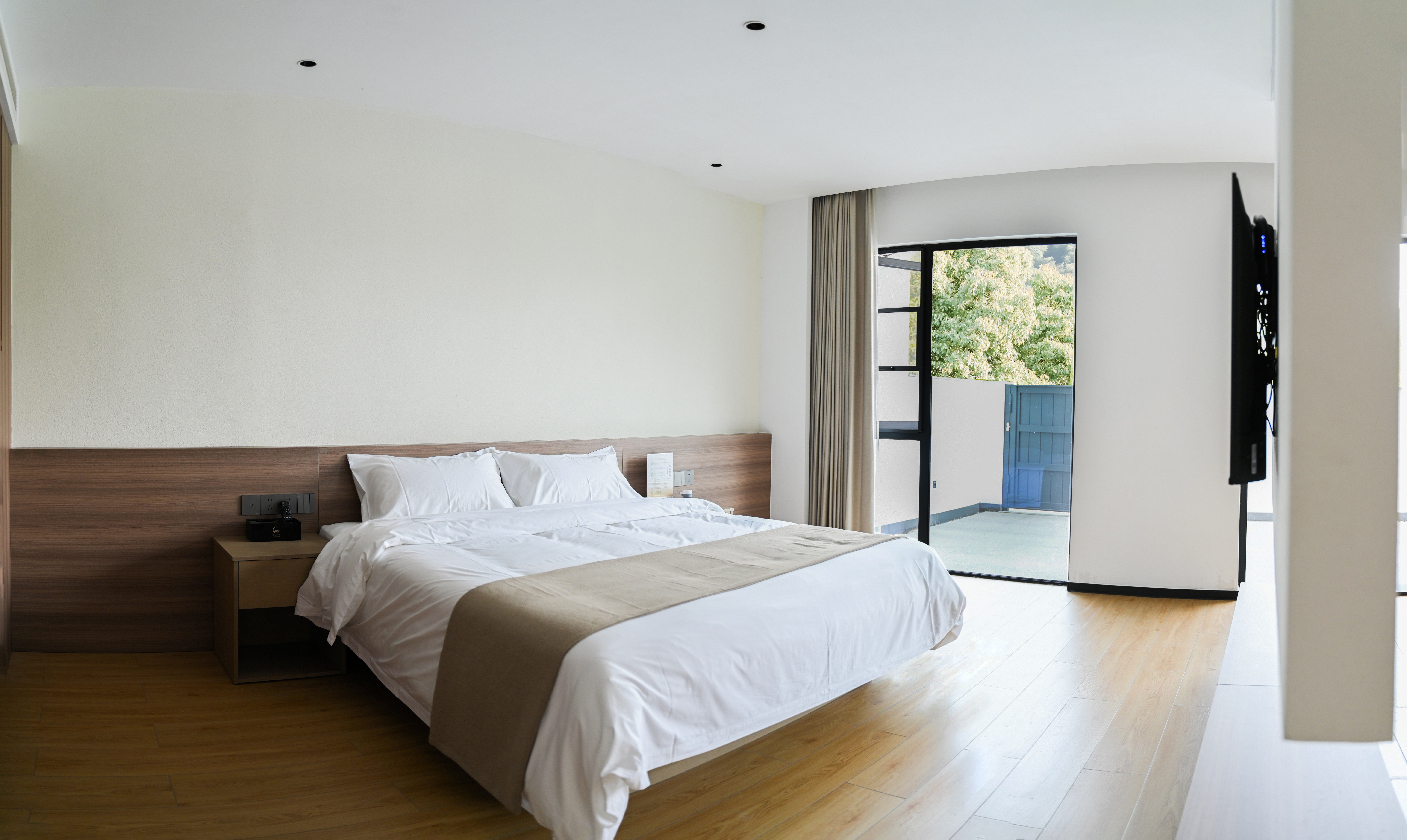 Guestroom (Double Bed) (Fireplace)