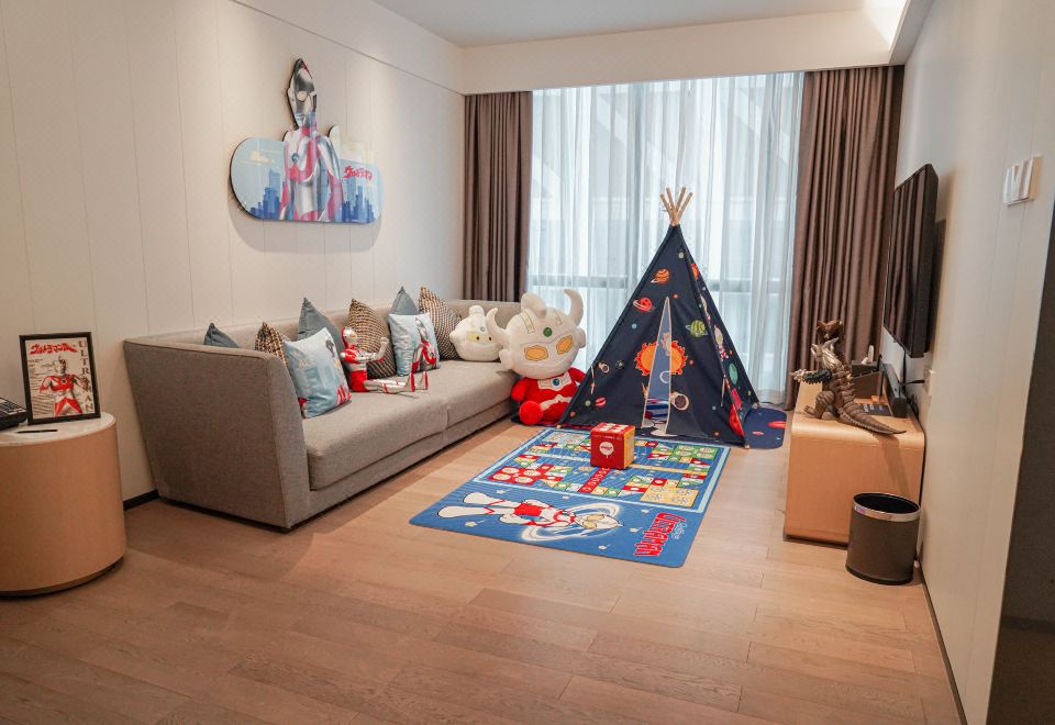 Ascott Raffles City ChongqingUltraman Parent-child Theme Room(Two-bedroom Deluxe Suite)