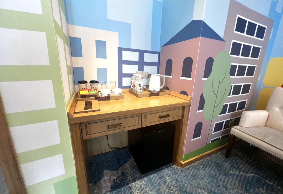 Baihualin Hot Spring Valley HotelKa Bao Racer Theme Family Room With Two Double Beds