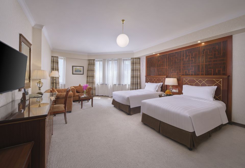 Jin Jiang Park Hotel ShanghaiDeluxe Twin With Streetscape