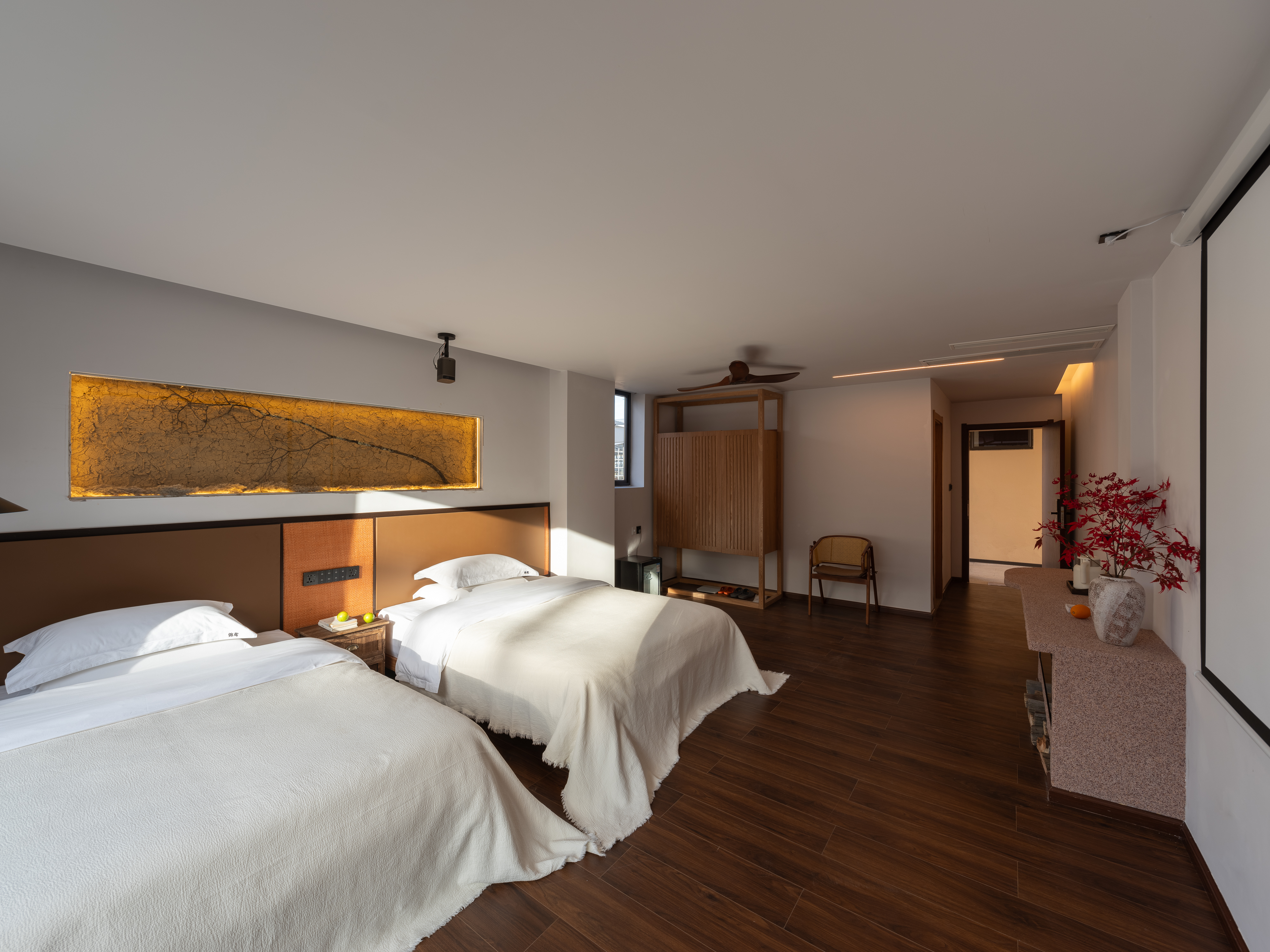 Featured Superior Smart Room (2 Beds) (Bathroom, Floor Heating, Air Conditioner)