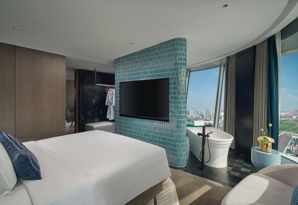 開放式套房（超大床+江景）