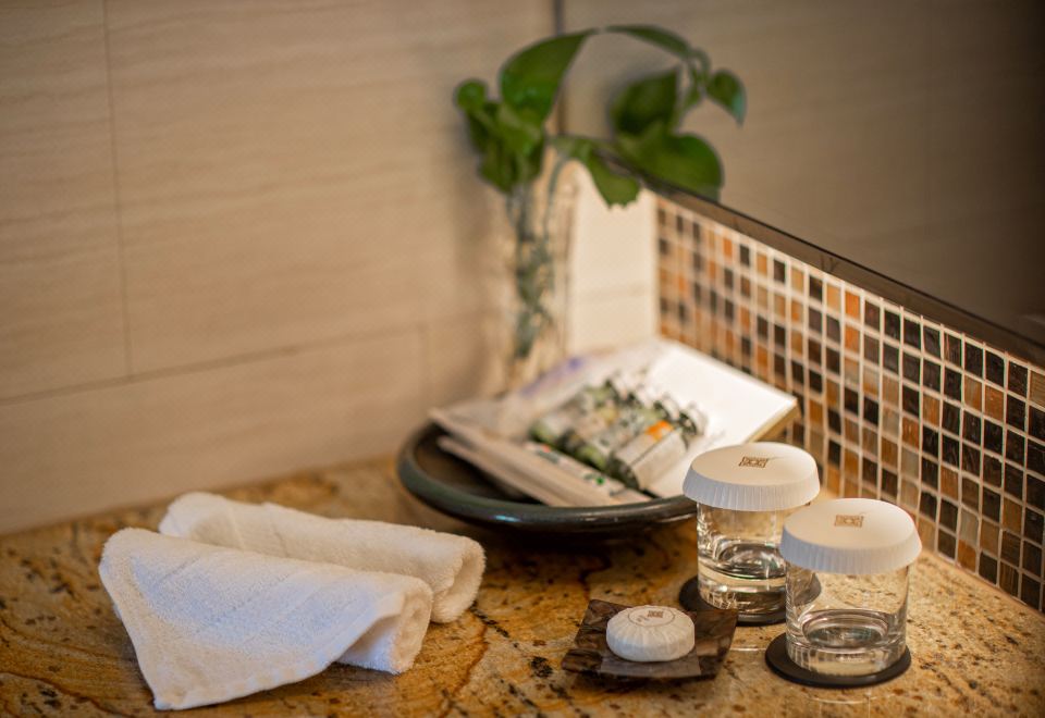 Jinling Yuntai HotelHollywood Double Room