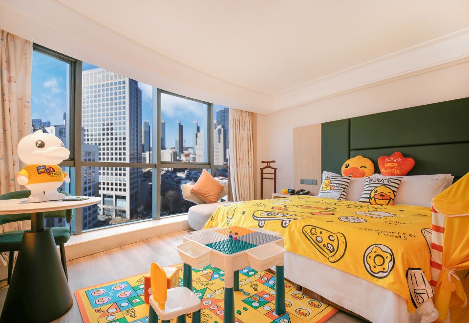 B Duck小黄鸭假日行政豪华主题房