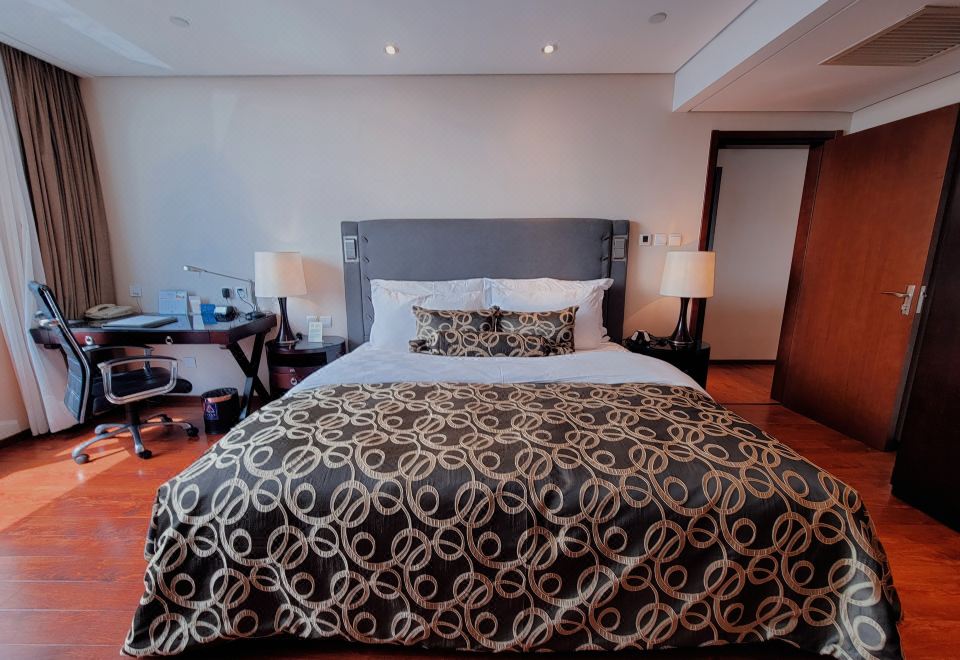 Hua Bin International HotelSuperior Suite - With View