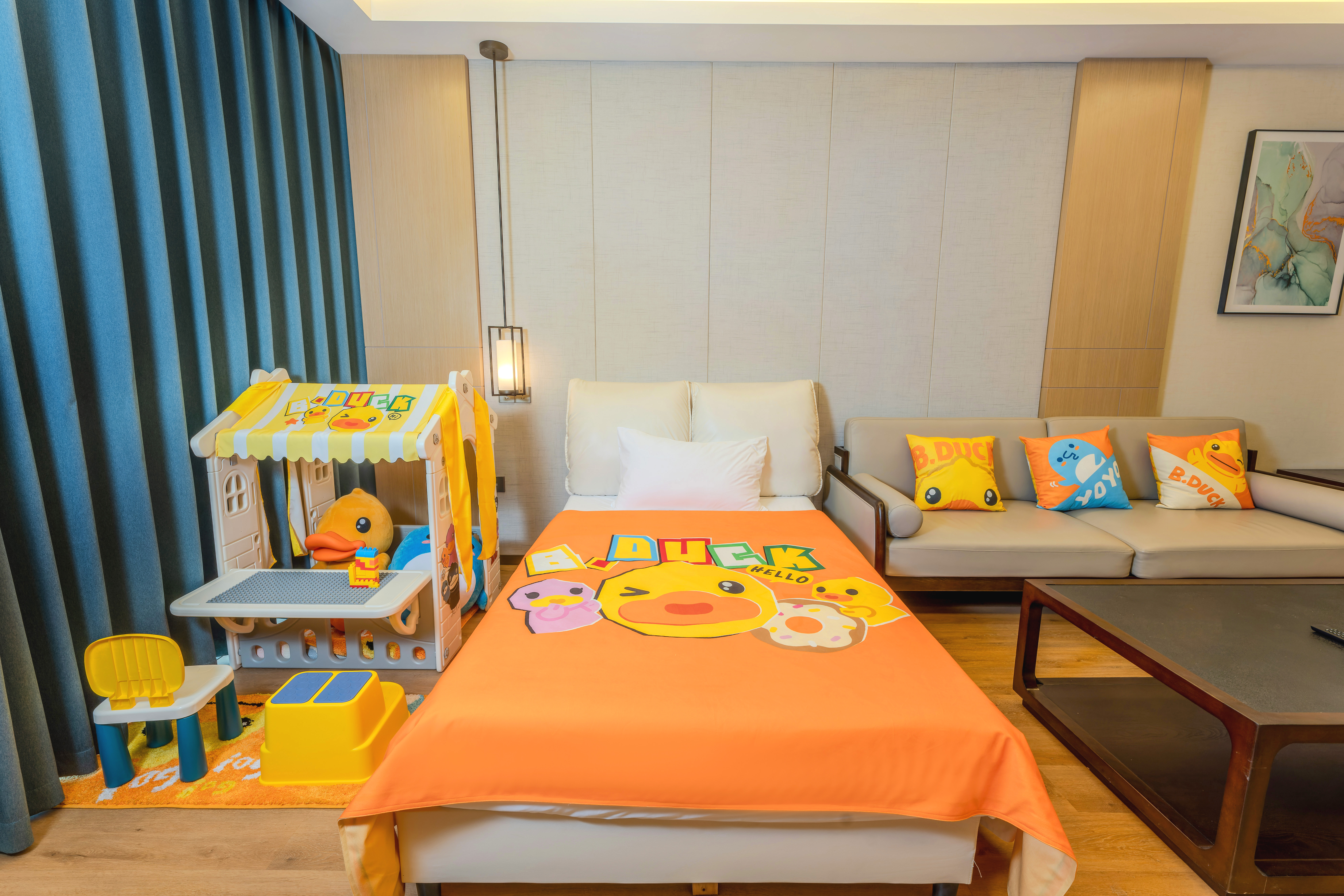 曼享B.duck小黄鸭亲子套房（小童洗漱用品+小童乐玩）