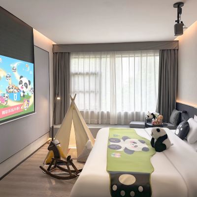 白日夢想家親子房【熊貓酣夢+巨幕投影+孩童用品】 LIA力亞飯店（深圳前海寶安中心翻身地鐵站店）優惠