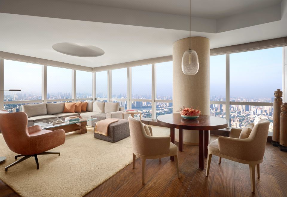 柏悦江景豪华套房（大床）