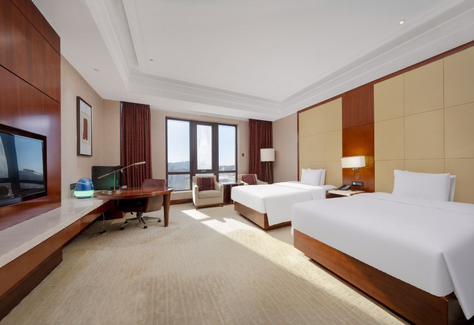 燕山景观双床房（明窗观景+独立办公桌+浴缸）