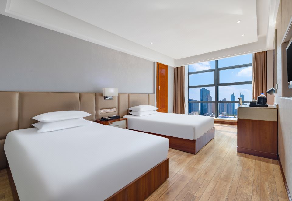 Superior Panoramic Twin Room