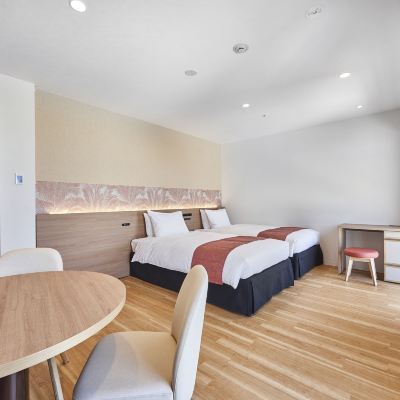 住宅雙床房-禁菸3人入住 那霸歌町大和Roynet PREMIER飯店優惠