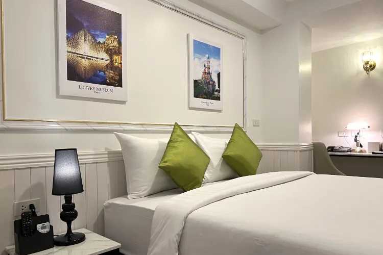 ห้องดีลักซ์เตียงเดียว