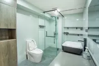 Feitian Holiday Hotel (Zhangye West High-speed Railway Station Bell and Drum Tower) Hotels in 