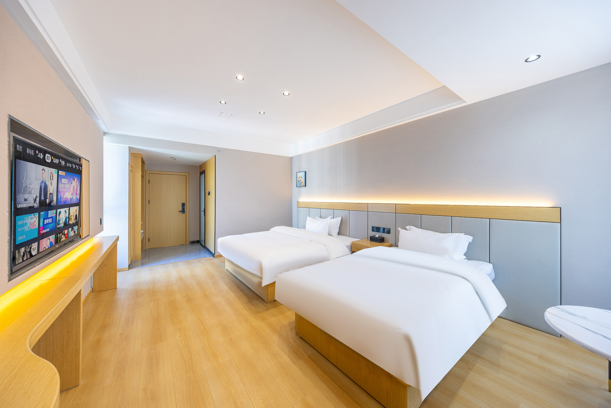 Hydrogen Space Twin Room