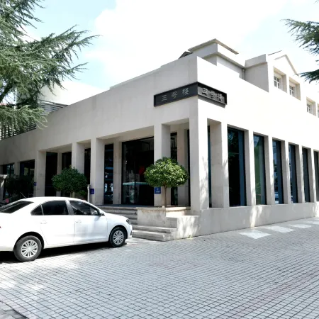 Rushan Hotel