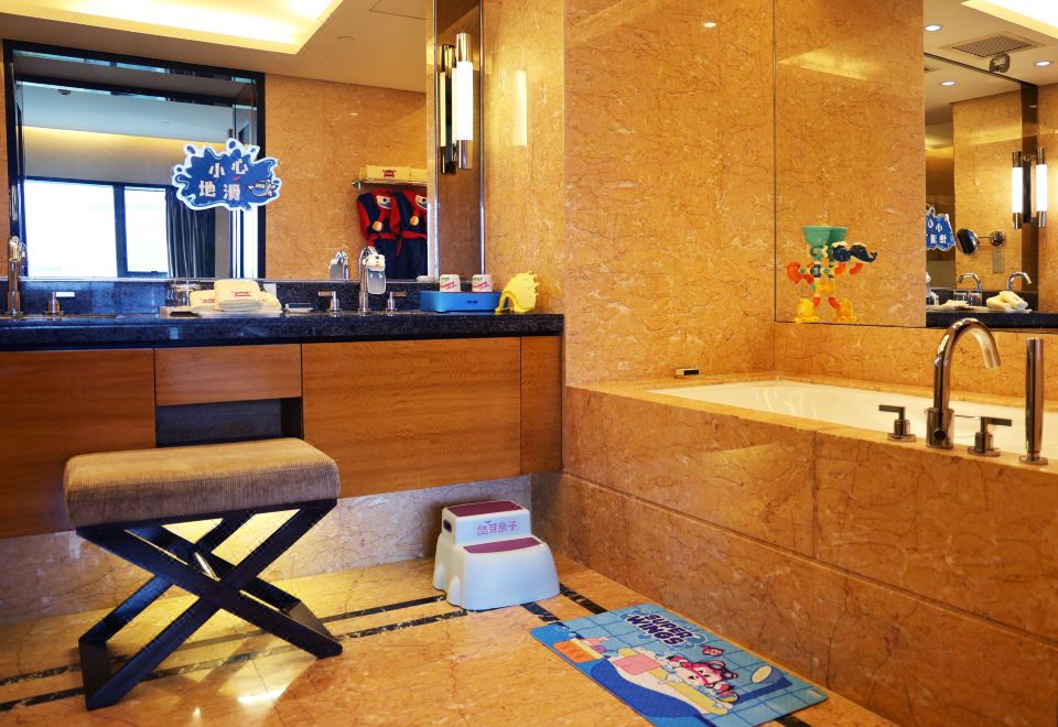 超级飞侠亲子主题套房