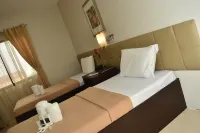 Columbus Plaza Hotel Hôtels à : 