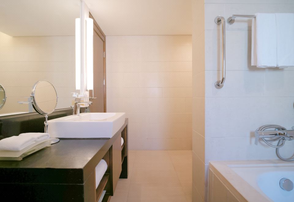 假日高级套房-超大床