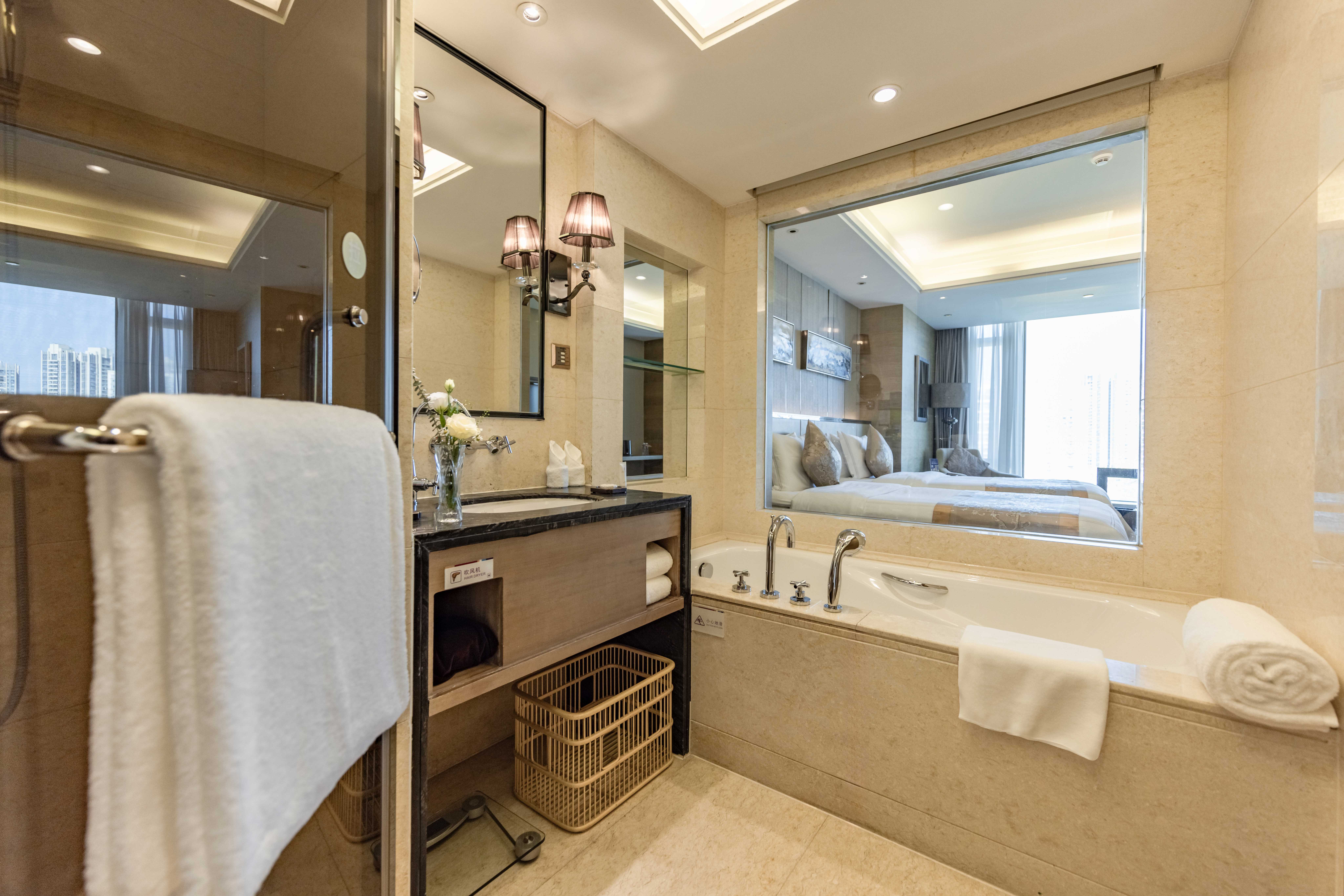 Shenzhen YANGBANGLANGYUE International HotelCity View Twin Room