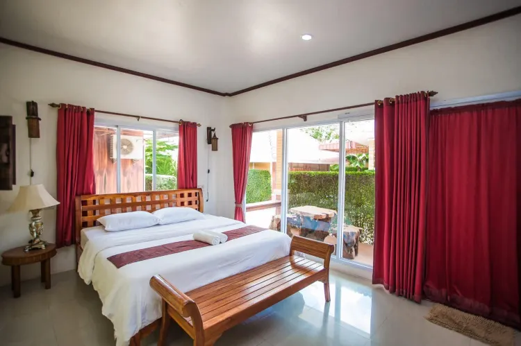 ห้องสแตนดาร์ด เตียงใหญ่ 1 เตียง