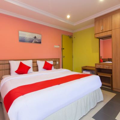 優質特大床房 怡保OYO 746 舒適酒店優惠