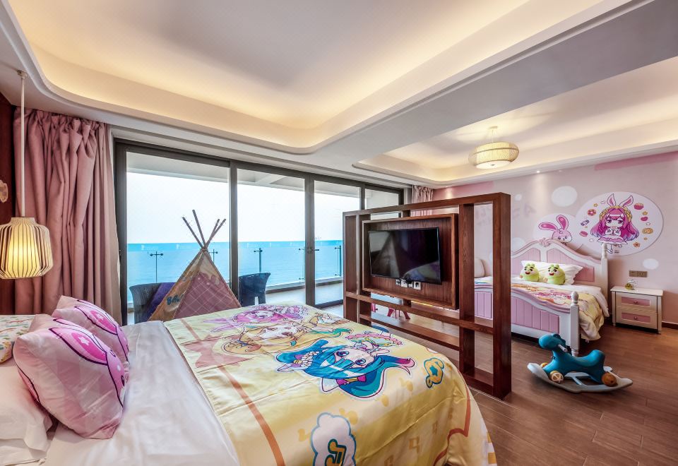 酷芽巴啦啦海景家庭房（子母床）